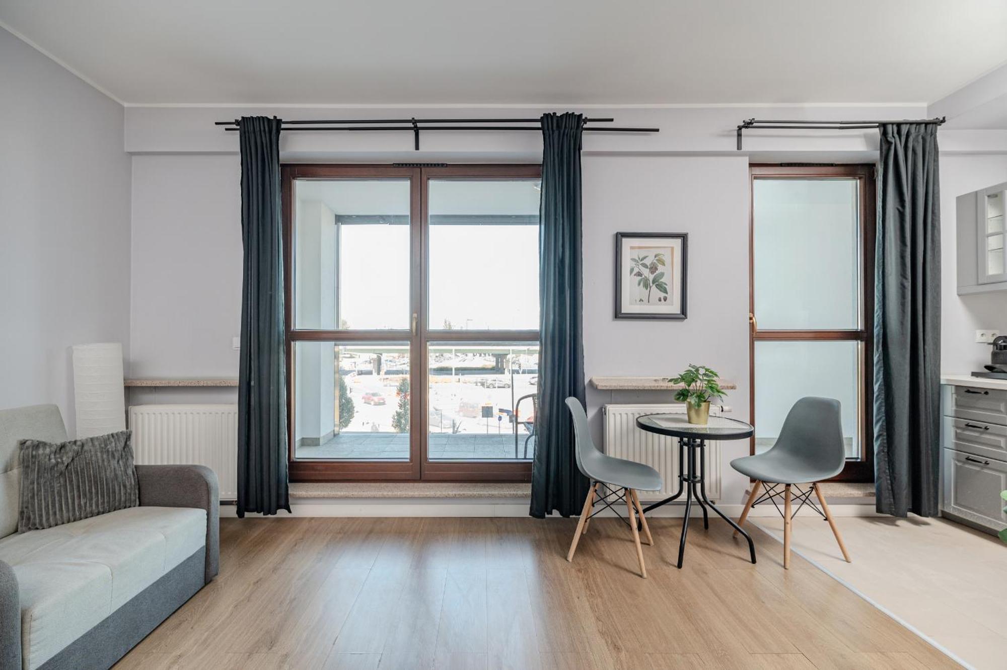 West Station By Arrenda Apartamento