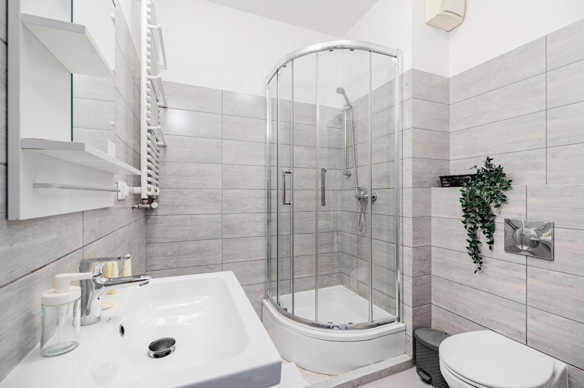 West Station By Arrenda Apartamento